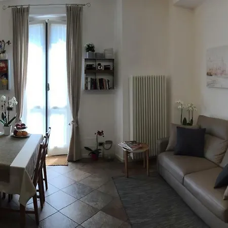 Alice's Apartman Cernobbio