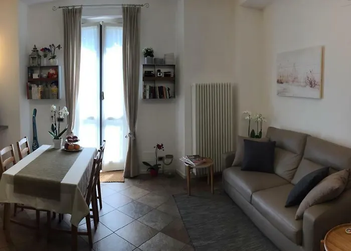 Alice's Lägenhet Cernobbio