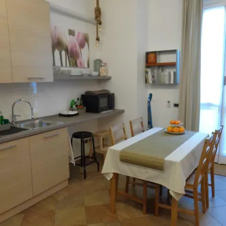 Alice's Apartment